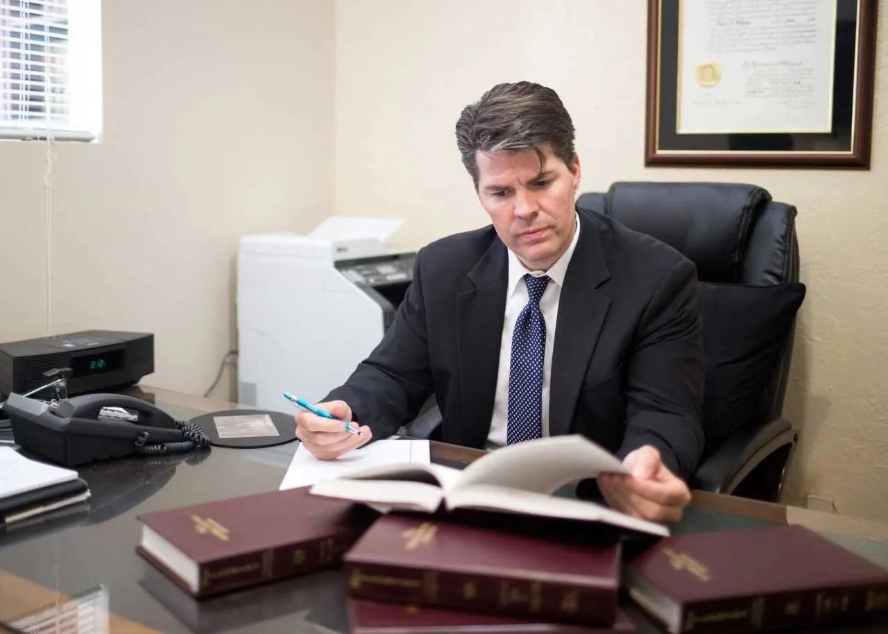Steele T. Williams, Esquire, Sarasota litigation attorney